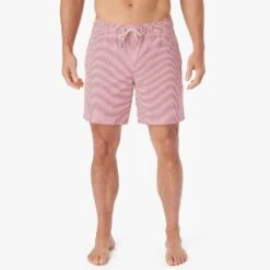 The Bayberry Trunk | Red Seersucker -Fair Harbor Shop BAY7 682 Red Seersucker ONFIG 020 34619e4f 4bdf 4683 b49a e1e6f744e18a