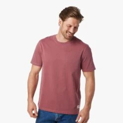 The Saltaire Tee (3-Pack) -Fair Harbor Shop SP23 ON FIG SALTAIRE TEE CRIMSON 2555 cfaa0287 96eb 447a b1a2 9519a8f26931