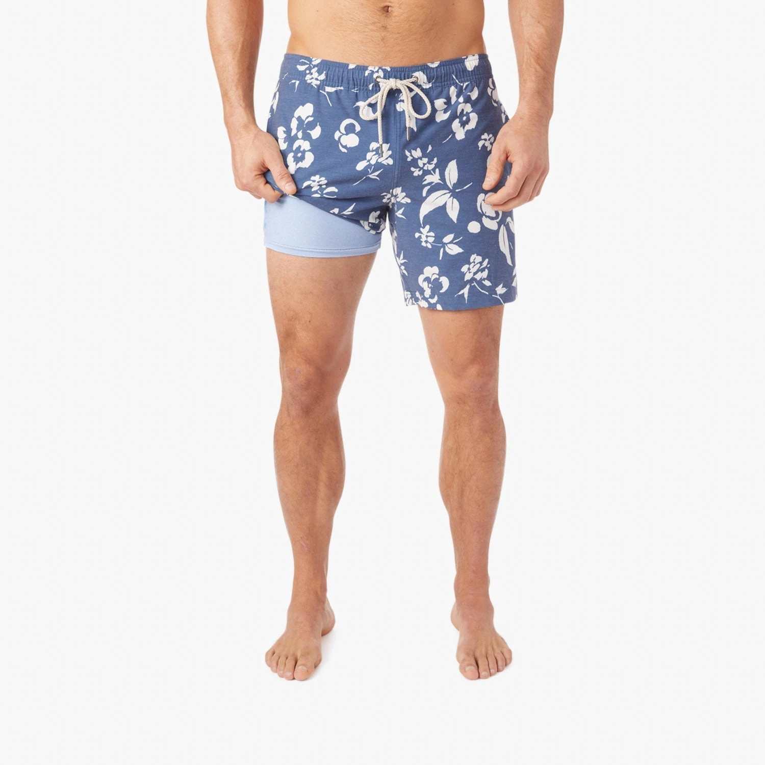 The Bayberry Trunk | Navy Floral 3 The Bayberry Trunk | Navy Floral - Image 3