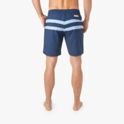 The Anchor | Light Blue Stripe 18 The Anchor | Light Blue Stripe -Fair Harbor Shop SS002 SP22 in Studio photo Look3 ACH82 401 0102 51d29a1b cc4f 49e2 8c0b 8a266f08442b