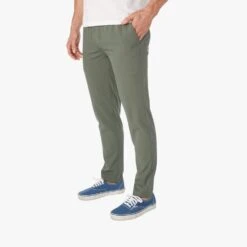 The One Pant | Olive -Fair Harbor Shop SS002 SP22 in Studio photo Look42 COM12 302 1695 78913df7 fd9a 4733 8830 e30ecc9d8f0d