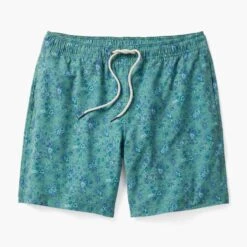 The Bayberry Trunk | Green Mini Floral